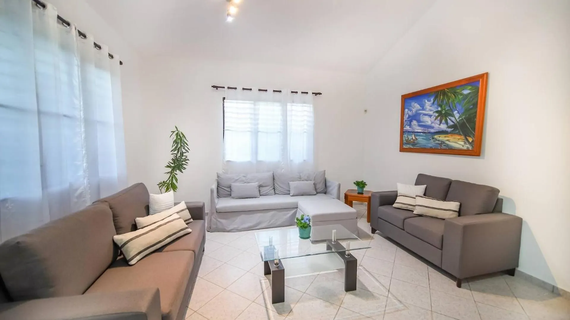 Casati Family House, Great Pool Garden Appartement Sosúa