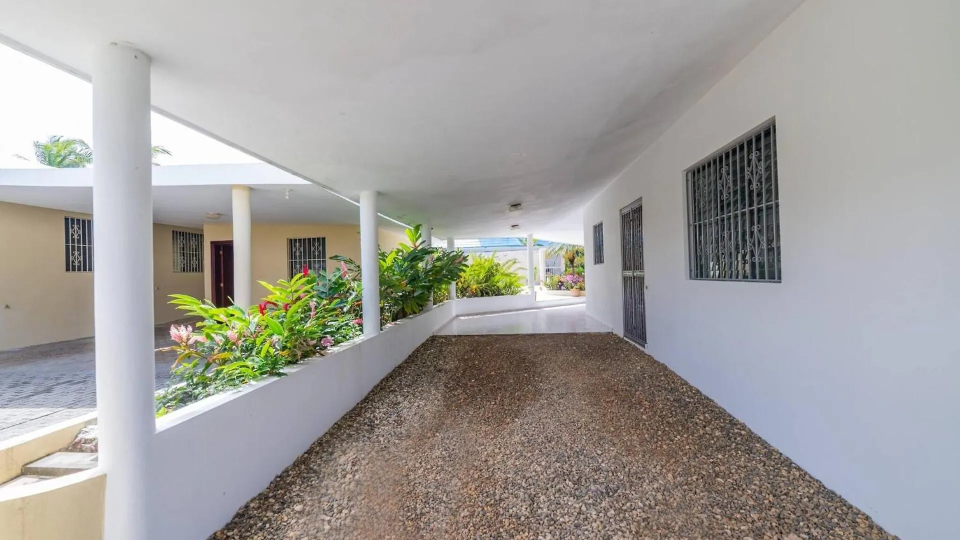 Casati Family House, Great Pool Garden Appartement Sosúa